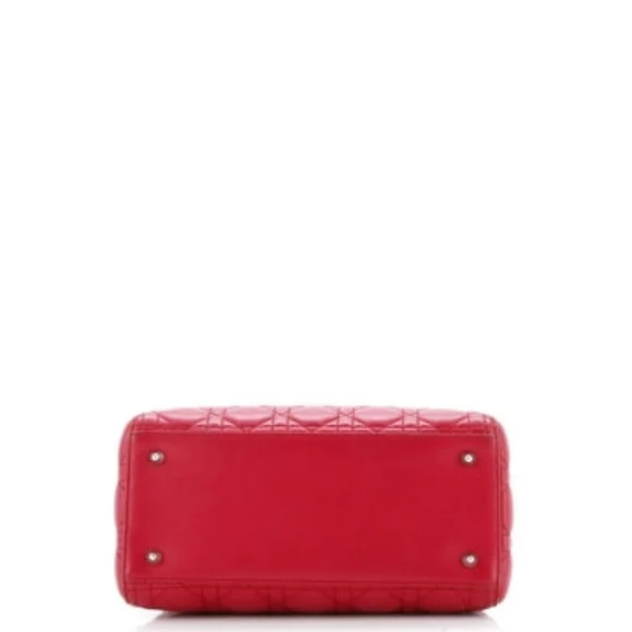 Like NEW!!! Christian Dior Lady Dior Bag Cannage Quilt Lambskin Medium - Picture 5 of 16